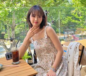 Kang Hye Yeon enjoying the beautiful weather during the summer of 2020.
